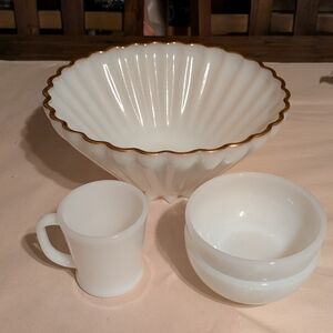 Elegant White and Gold Trim Bowl Set